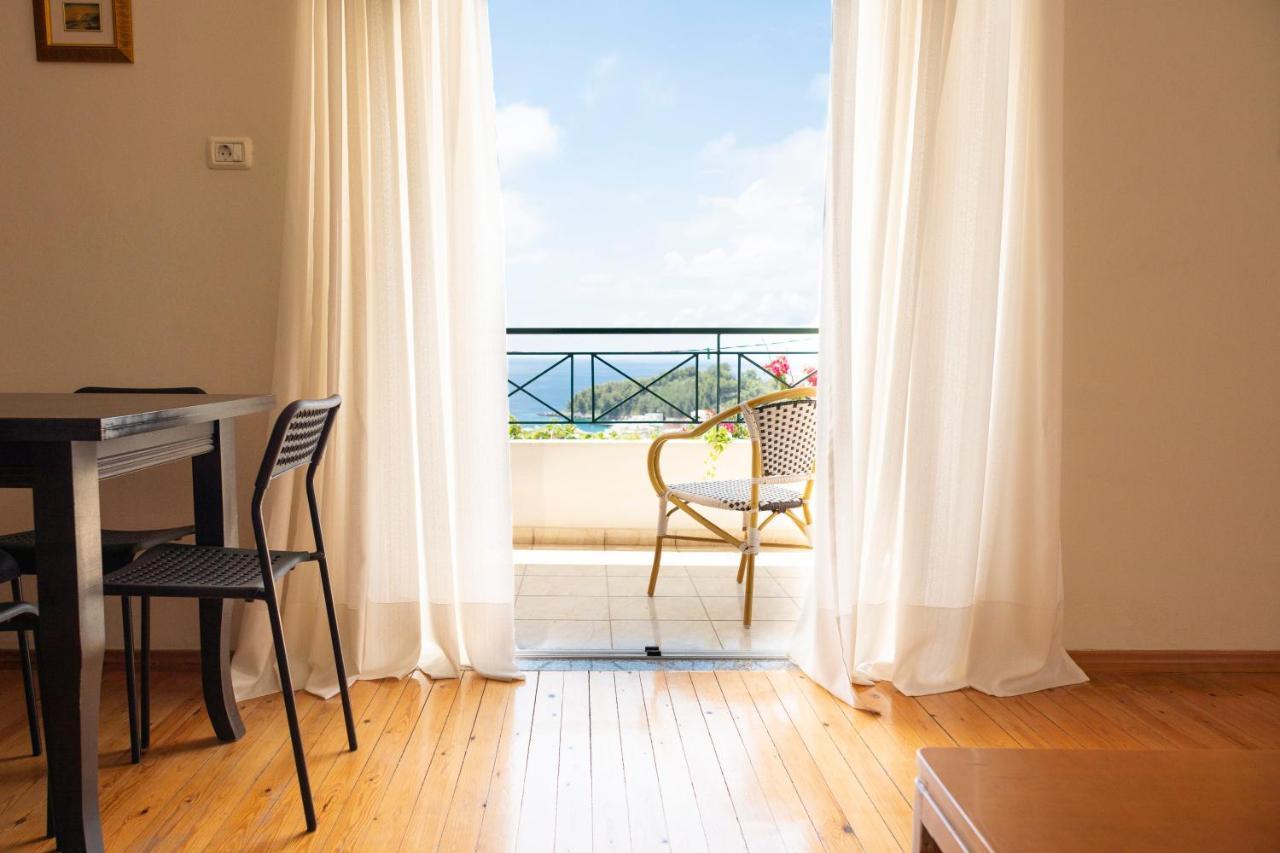 Janakis Apartments ฮีมาเรอ ภายนอก รูปภาพ